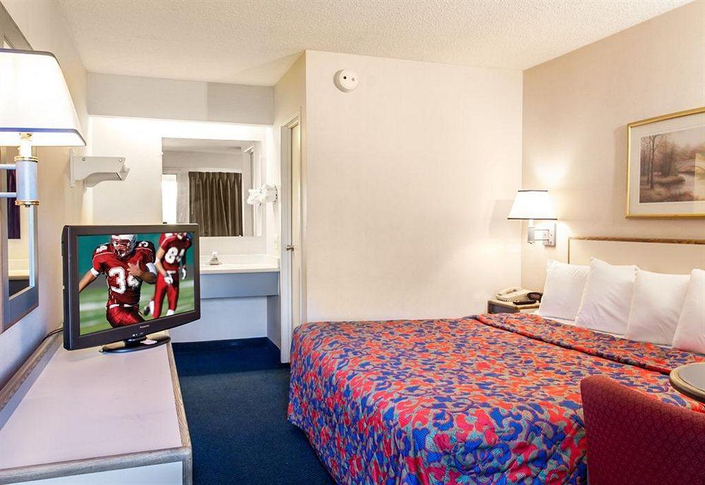 Travelodge By Wyndham Peoria Buitenkant foto