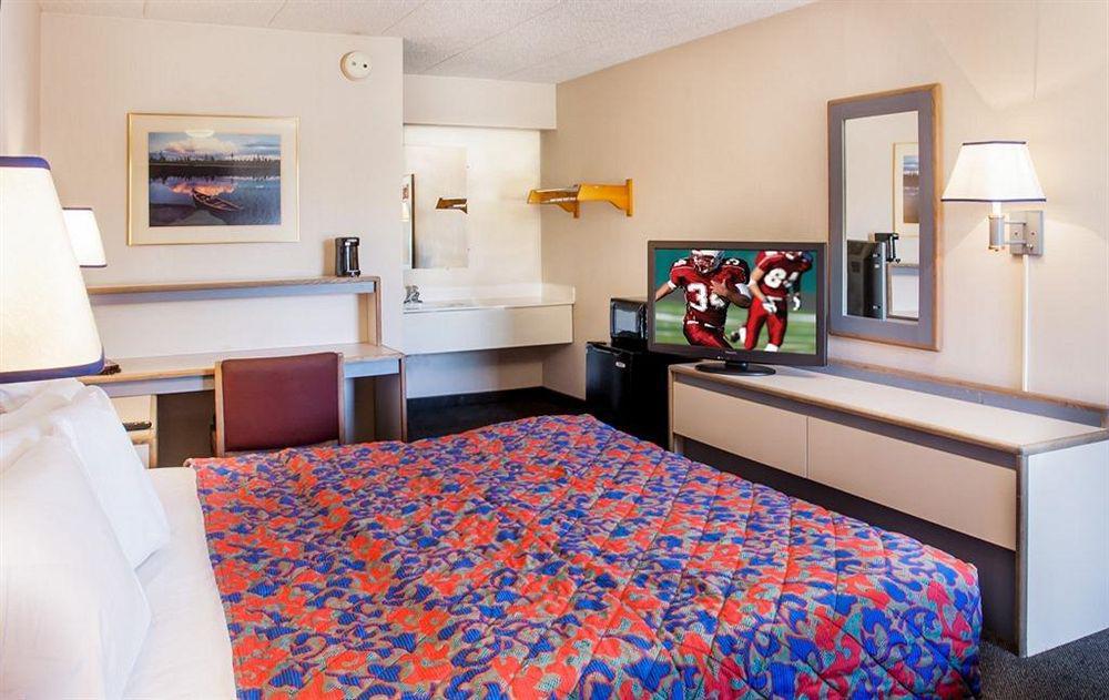Travelodge By Wyndham Peoria Buitenkant foto