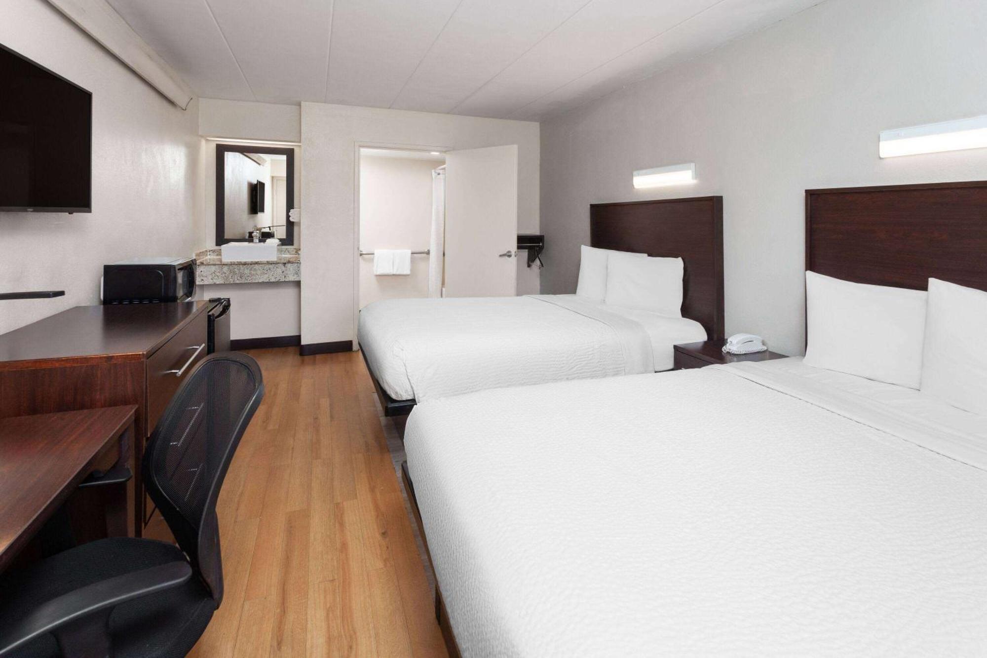 Travelodge By Wyndham Peoria Buitenkant foto