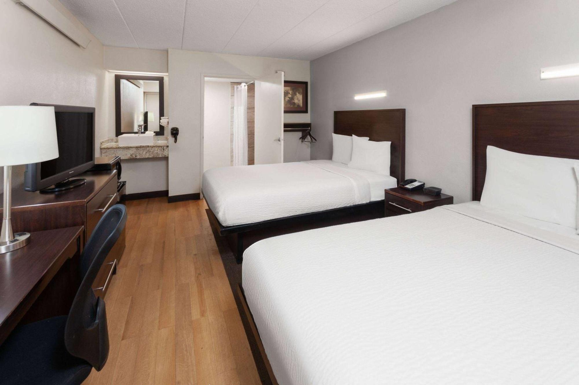 Travelodge By Wyndham Peoria Buitenkant foto